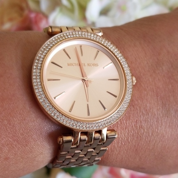 Michael Kors "Darci" Pave Rose Gold Watch - Picture 2 of 6